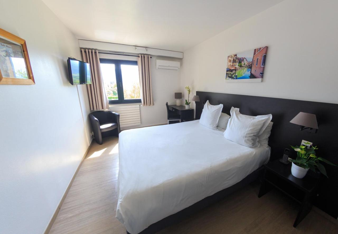 Logis hôtel Annecy nord / Argonay Buitenkant foto