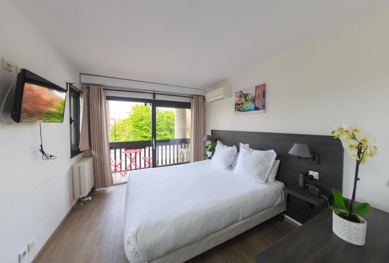 Logis hôtel Annecy nord / Argonay Buitenkant foto