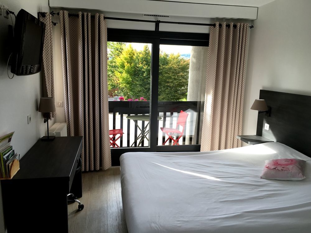 Logis hôtel Annecy nord / Argonay Buitenkant foto